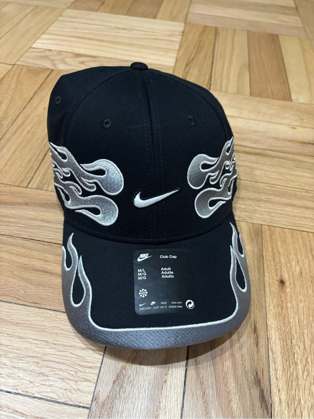 Nike Club Structured OG Flame Cap Black M/L IH9258-010, NWT Adjustable